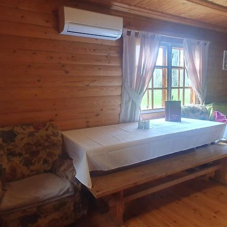 Holiday Home Dalderi Bīriņi Exterior foto