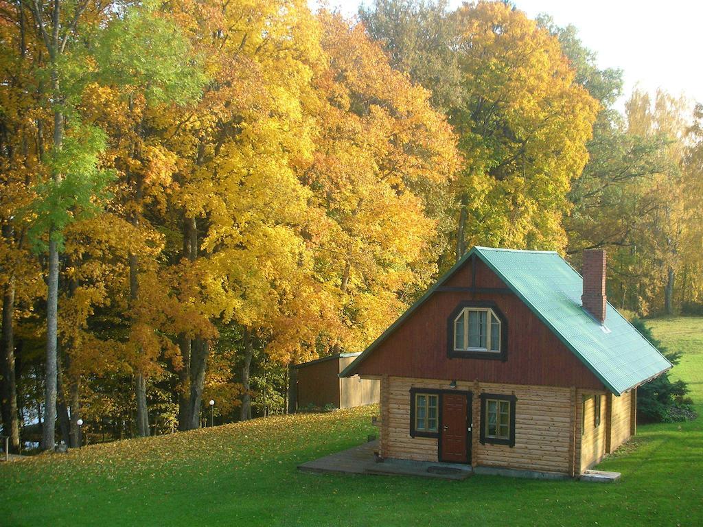 Holiday Home Dalderi Bīriņi Exterior foto